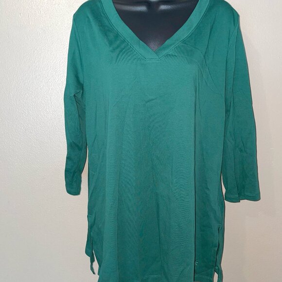 A551022**Isaac Mizrahi Live] Essential Pima Cotton Vneck Tunic - Picture 1 of 3
